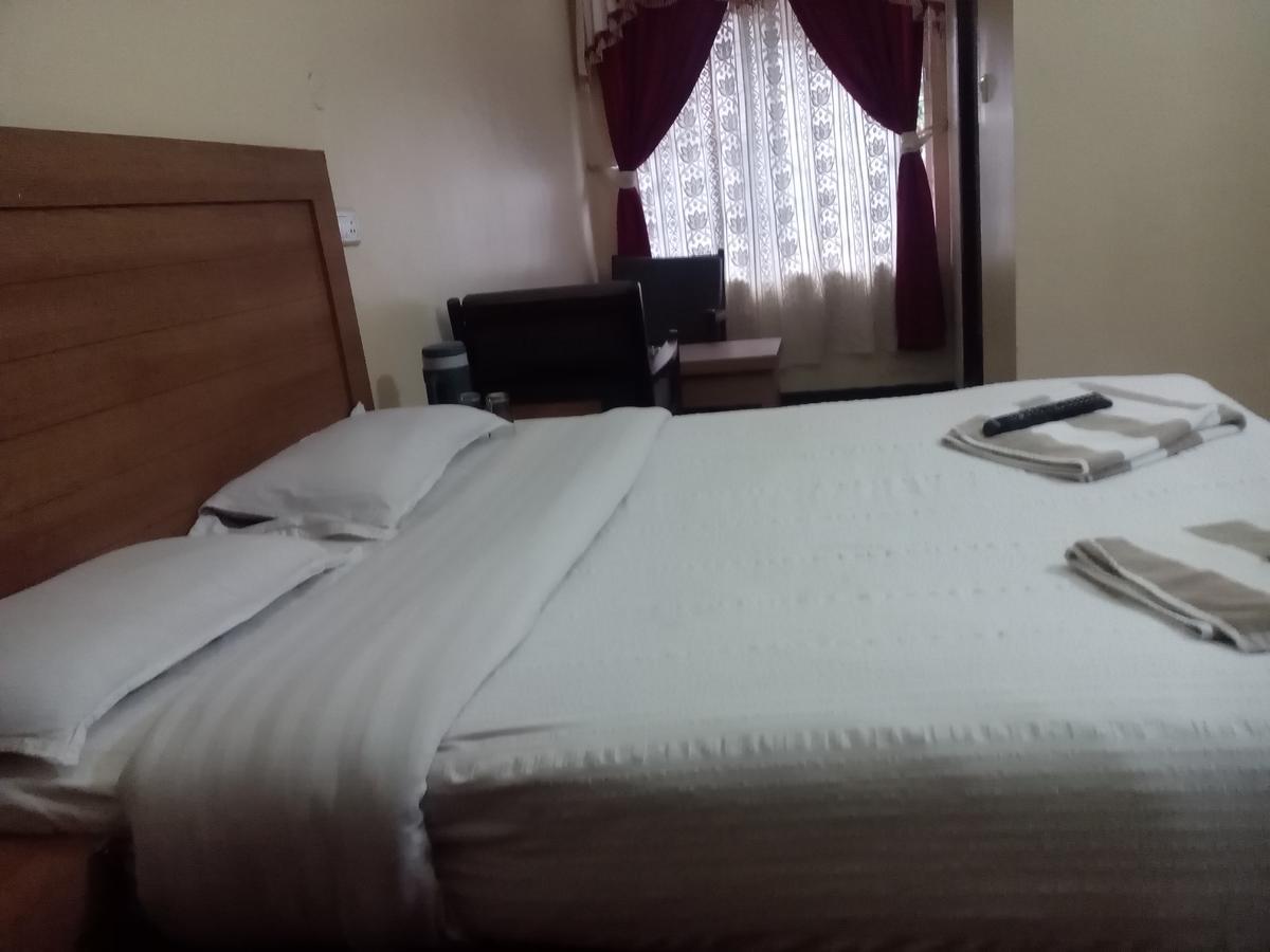 Hotel Preethi Palace Ooty Extérieur photo